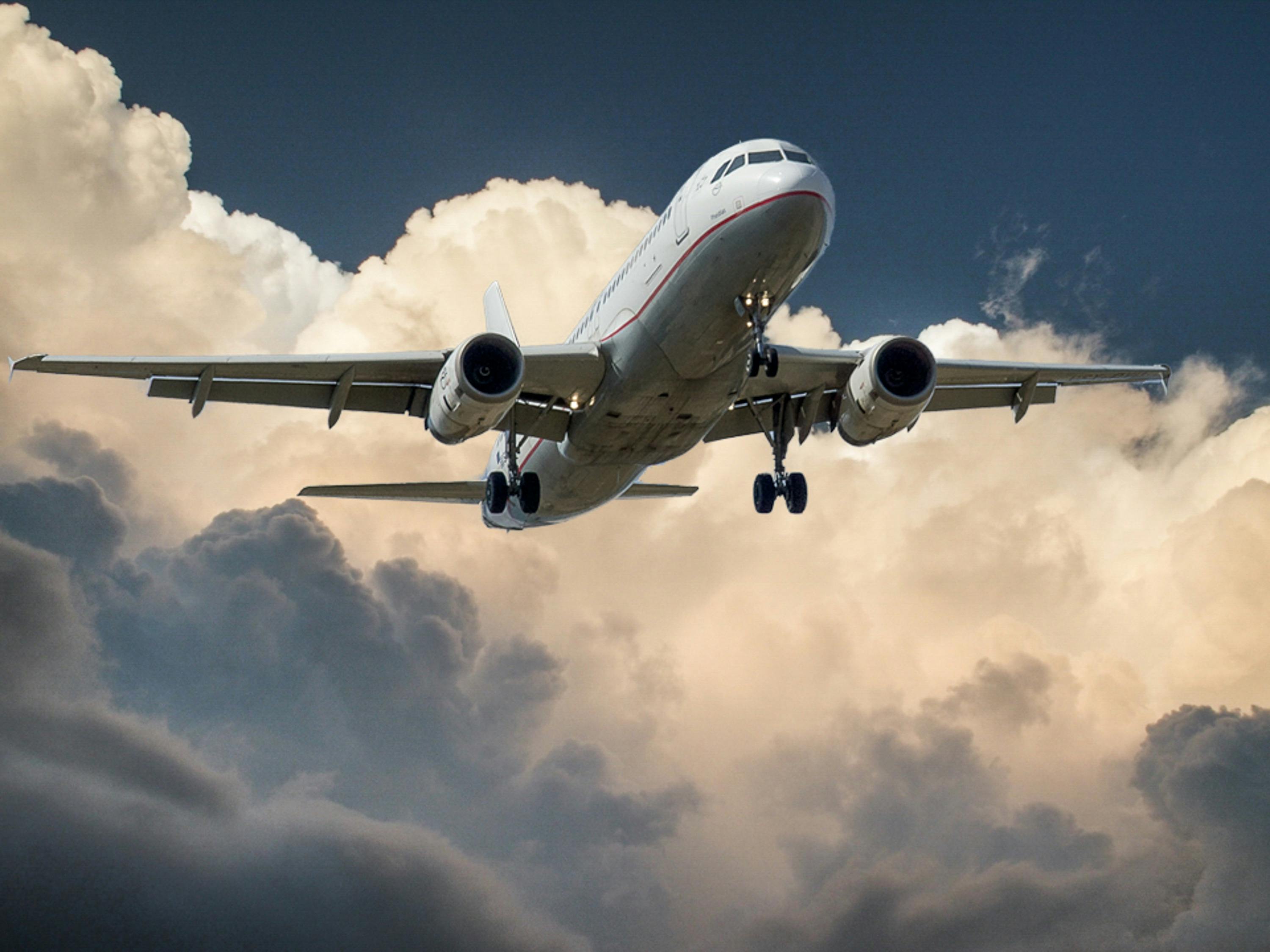 https://ia902901.us.archive.org/4/items/emergency-numbers-list-of-delta-airlines-official-customer-service-number-support-us/Emergency_numbers_List_Of_Delta_Airlines_Official_Customer_Service_Number_Support_US.pdf