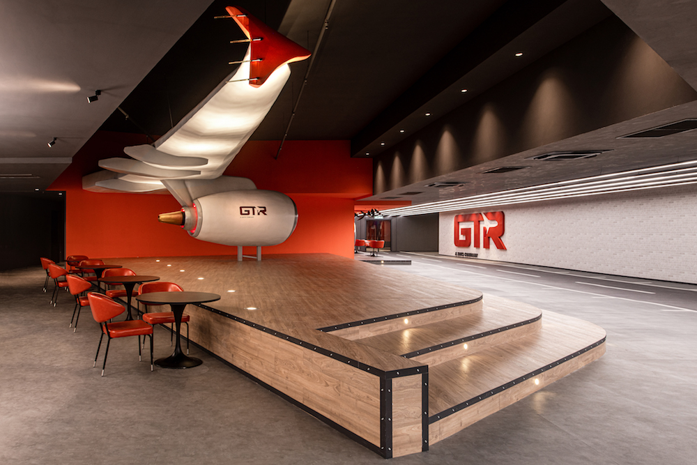 https://www.manta.com/c/m1hb024/swiss-airlines